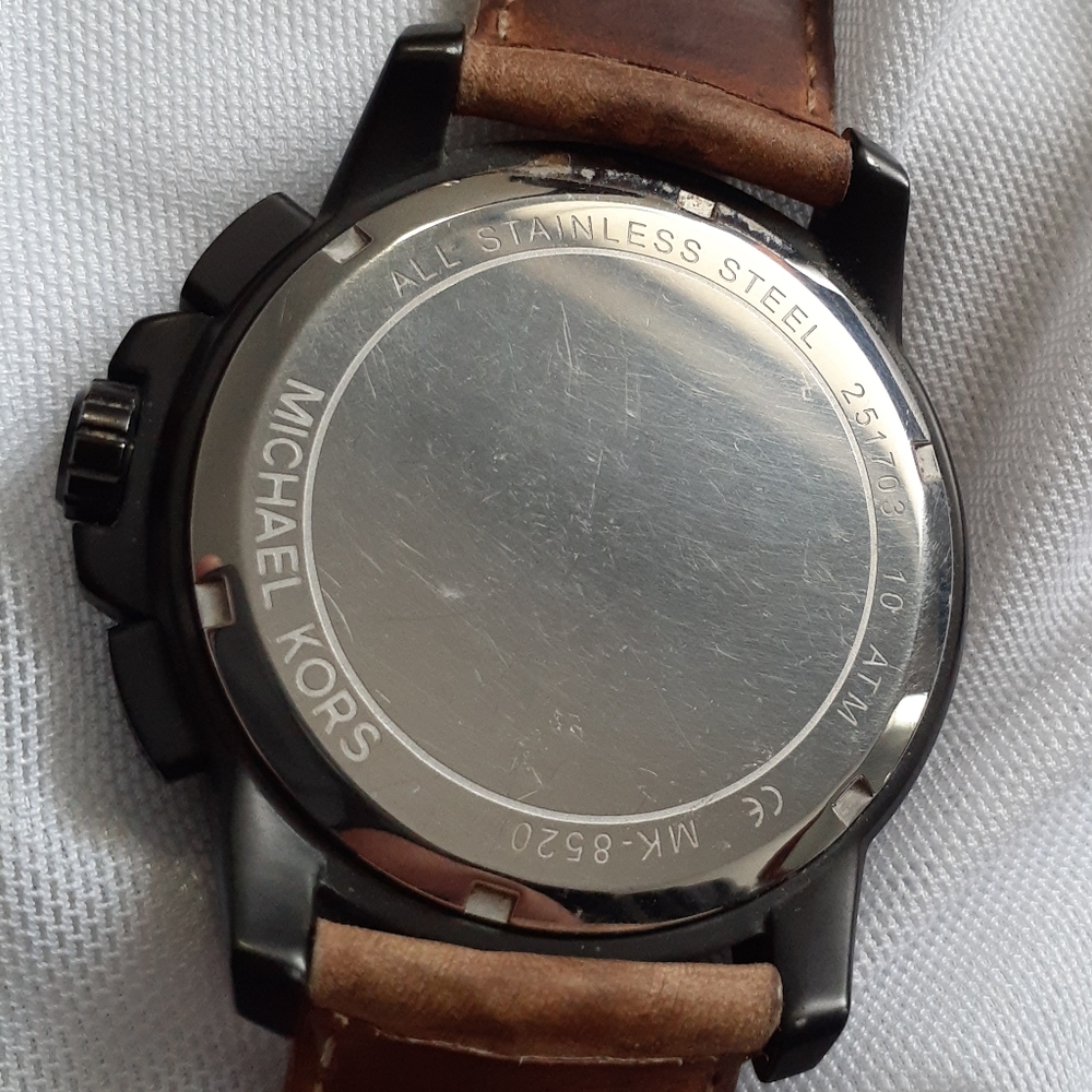 Michael Kors watch - Picture 4 of 7